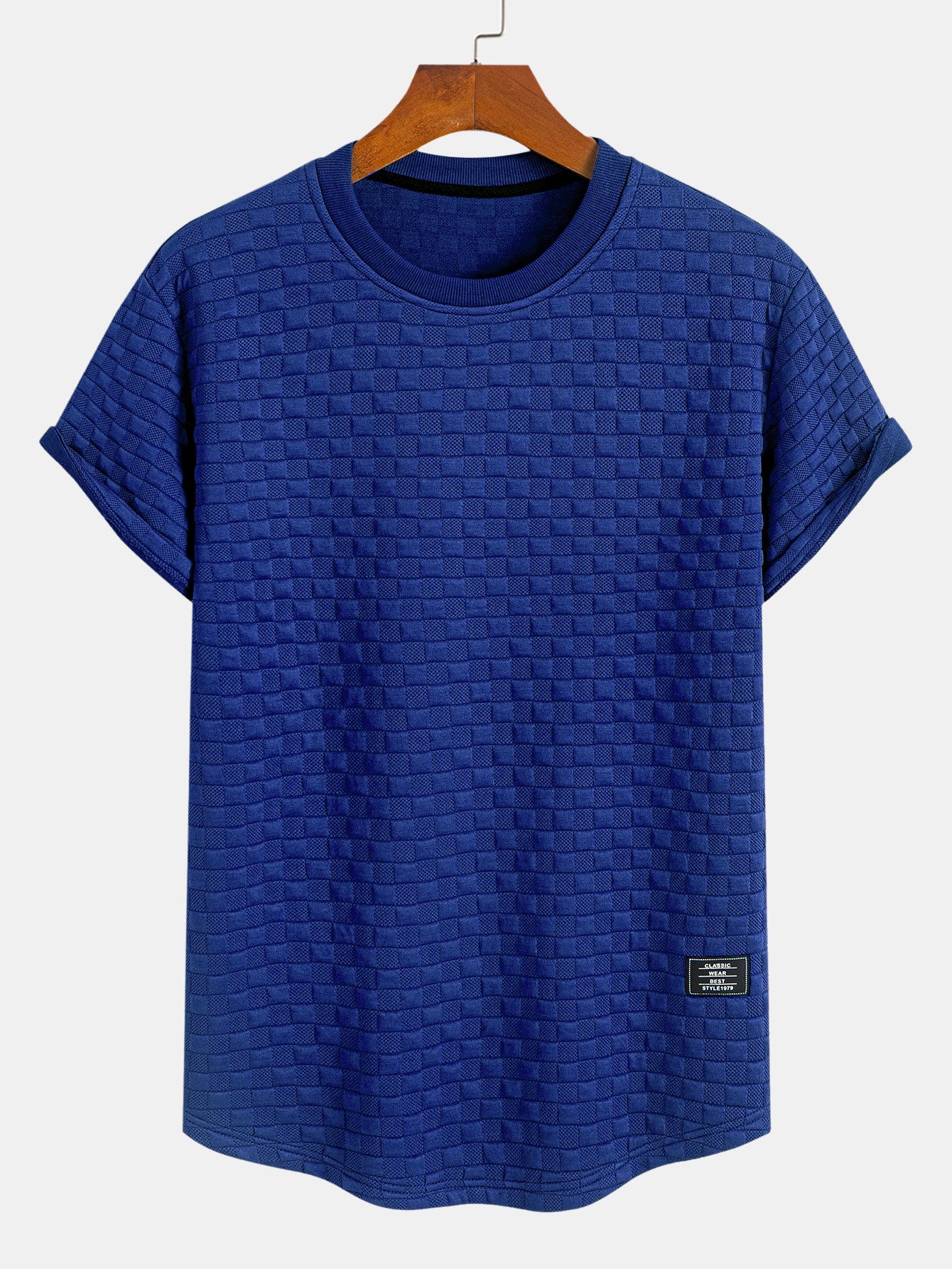 Stylish Arc Hem T-Shirt with 3D Checkerboard Texture for All-Day Comfort 6